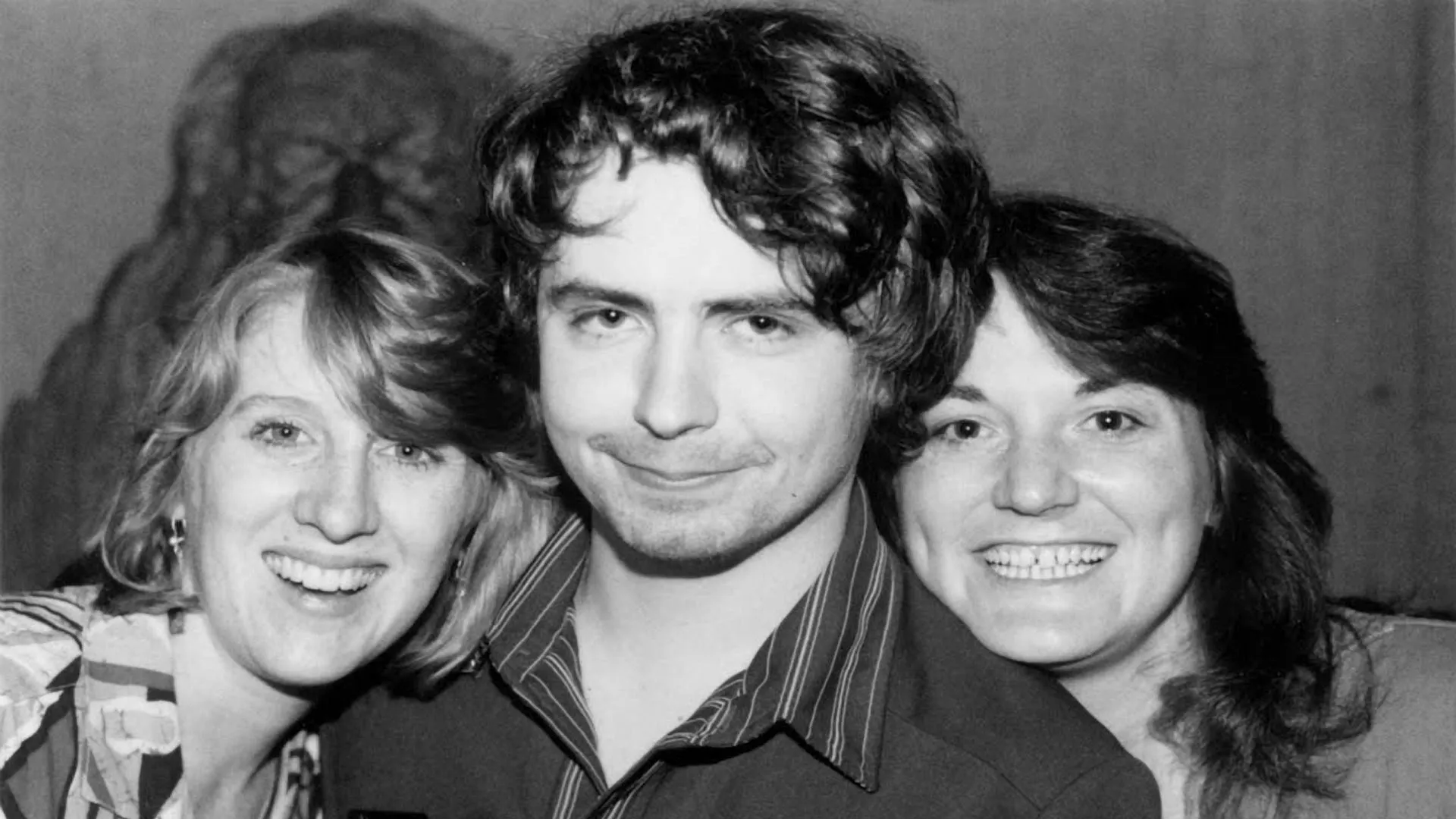 Daniel Johnston with two girls
