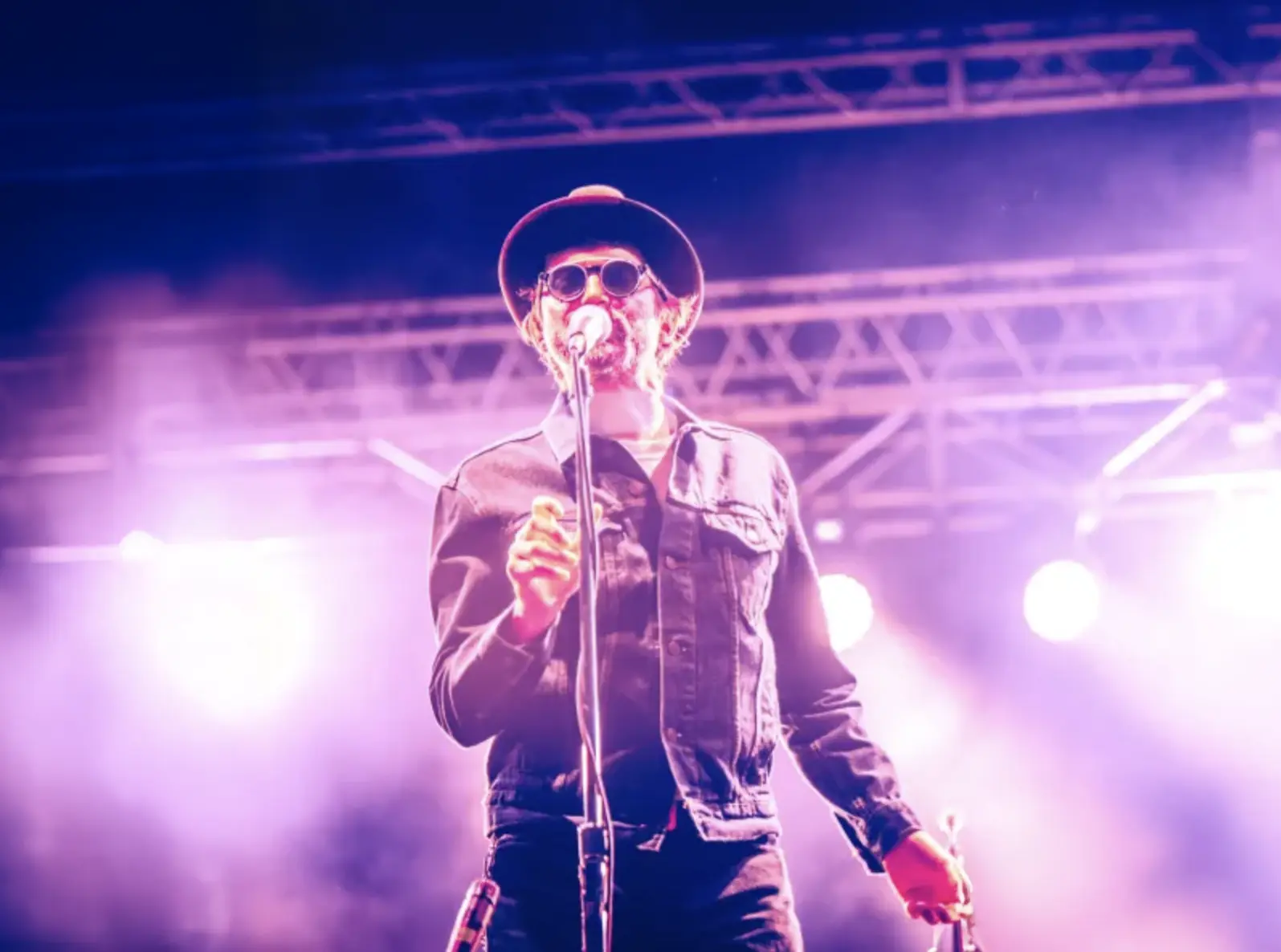 Eels live